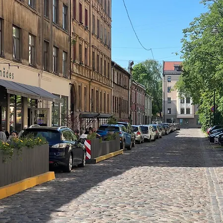 Brand New In A Historical Location Apartamento Riga
